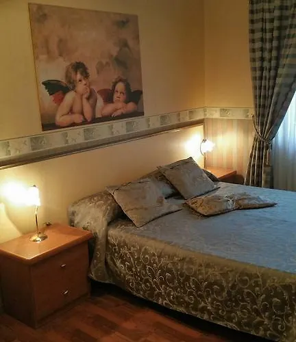 Petite Maison 4* רומא